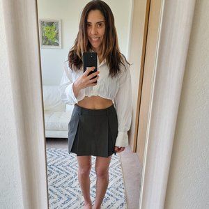 KHAKI ZARA PLEATED SKORT XS
